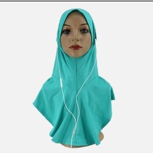 Sports Hijab With Dry Fit Technology Breathable an